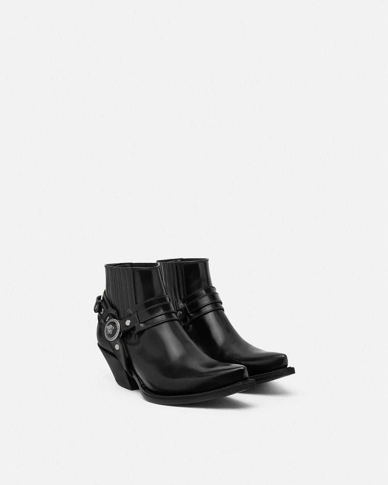 Versace Versace Texano Ankle Boots Size US 5 / IT 35 - 1 Thumbnail