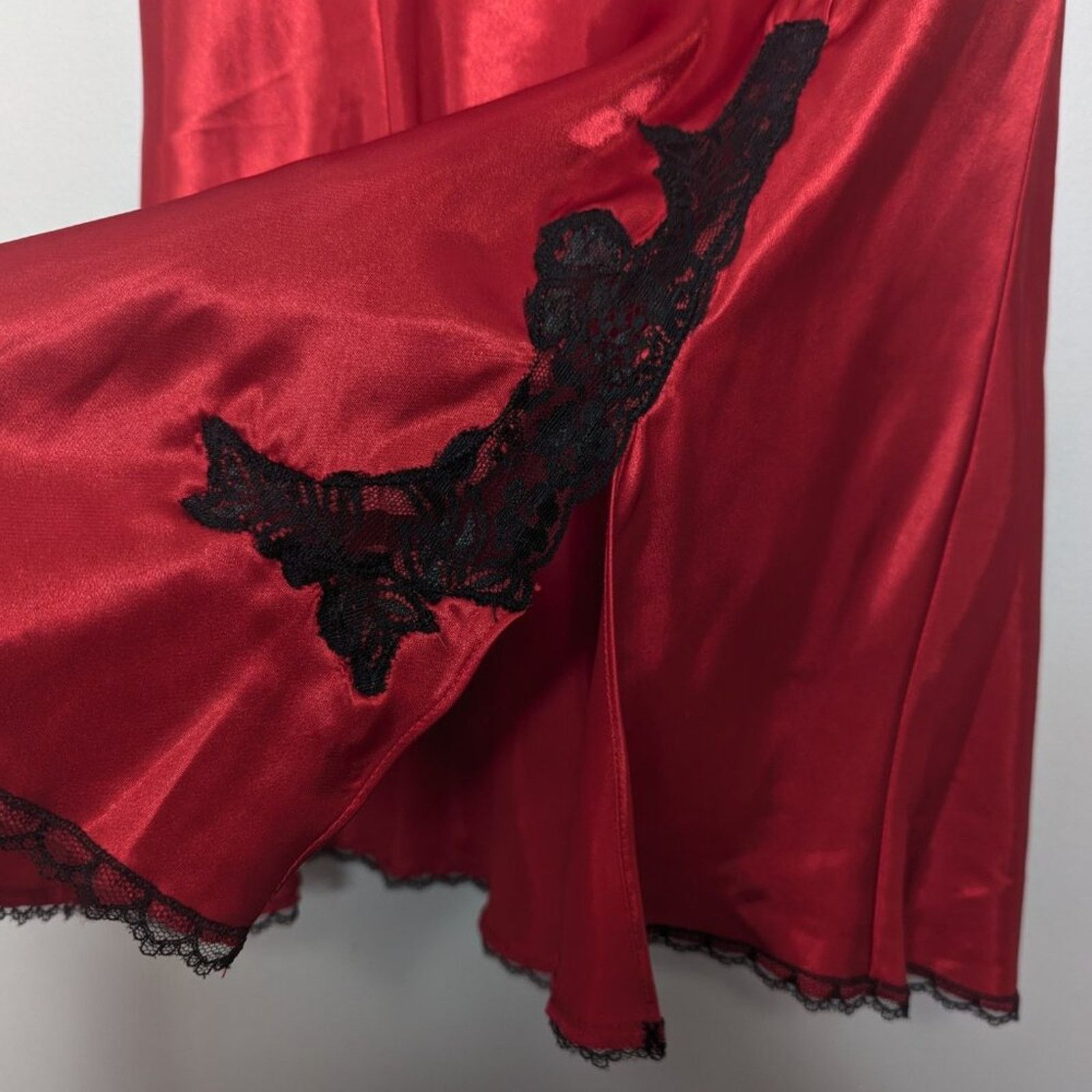 Vintage Frederick's of Hollywood Vintage Red Satin Slip Dress Lace Size L / US 10 / IT 46 - 4 Thumbnail