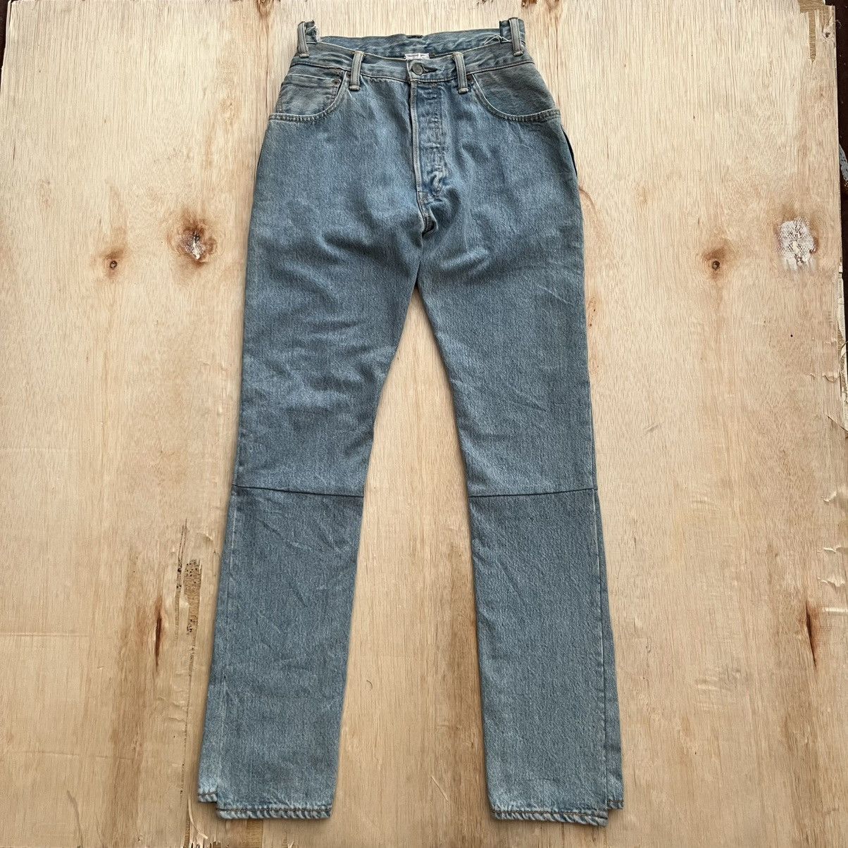 Levi's × Vetements VETEMENTS x LEVIS REWORKED RECONSTRUCTED DENIM HIVER 2017 Size 28" / US 6 / IT 42 - 13 Thumbnail