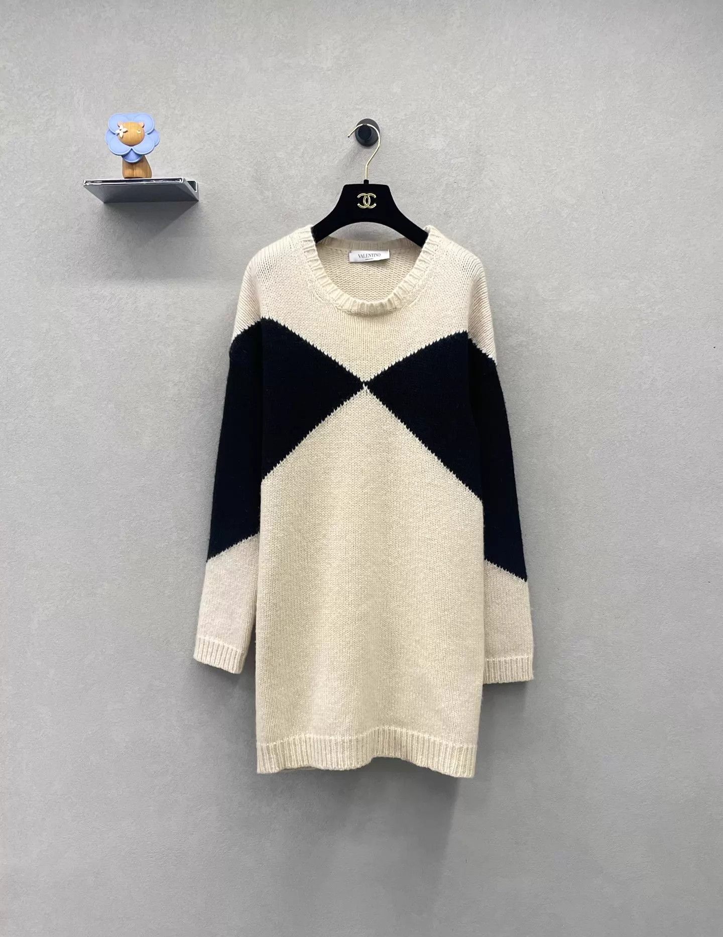 Valentino Valentino color blocked geometric knit sweater S Size S / US 4 / IT 40 - 1 Thumbnail