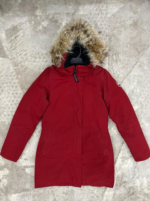 Canada goose victoria sales parka red