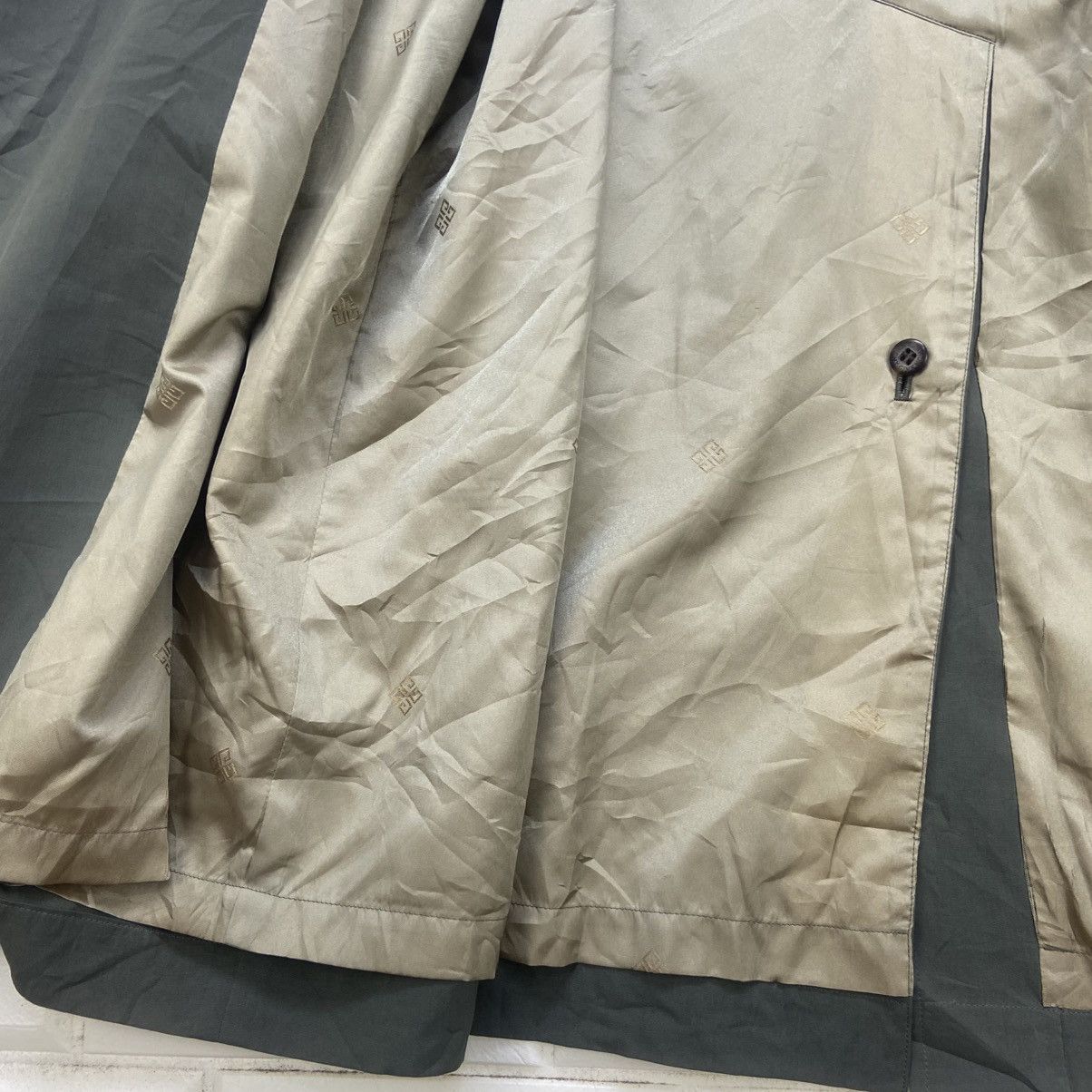 Givenchy 🔥100% Silk🔥Vintage Givenchy Monsieur Long Coat Size US S / EU 44-46 / 1 - 17 Thumbnail