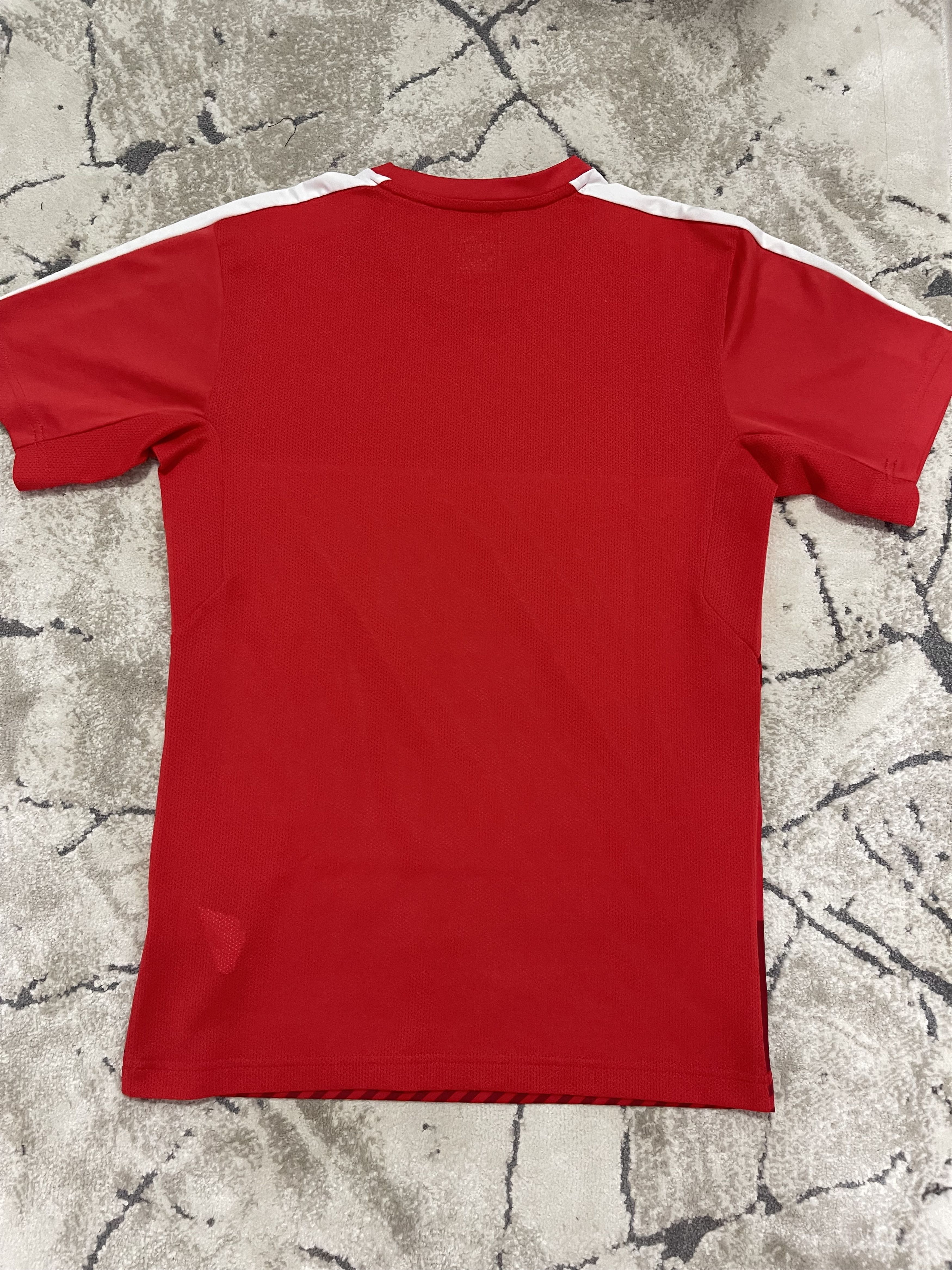 Puma Puma Switzerland Training Tee – Size S Size US S / EU 44-46 / 1 - 2 Thumbnail