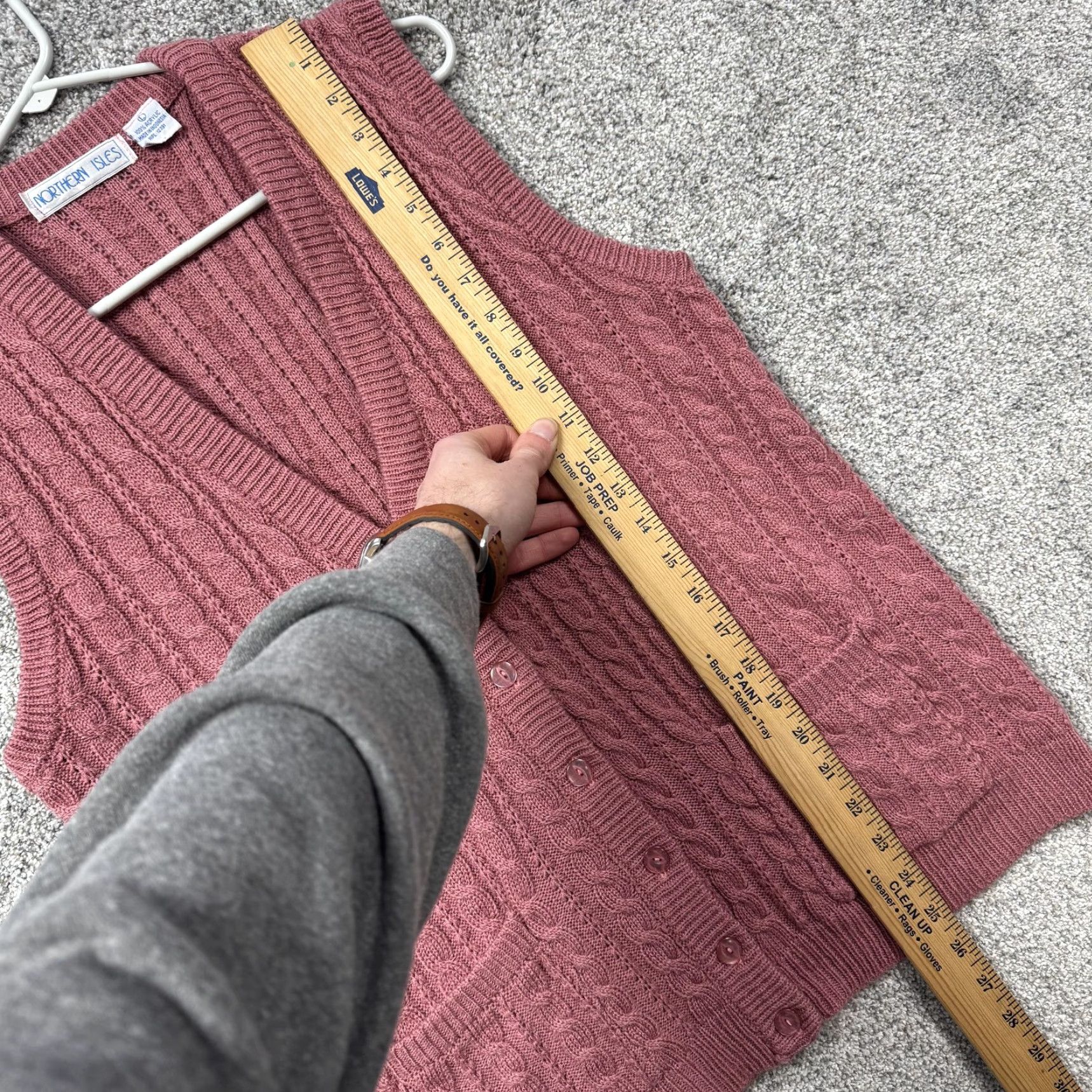Vintage Northern Isles Vest Women L Pink Cable Knit Pockets V-Neck Sleeveless Sweater Knit 100% Acrylic Winter - Note: remove extra spaces and punctuation. Size L / US 10 / IT 46 - 2 Thumbnail