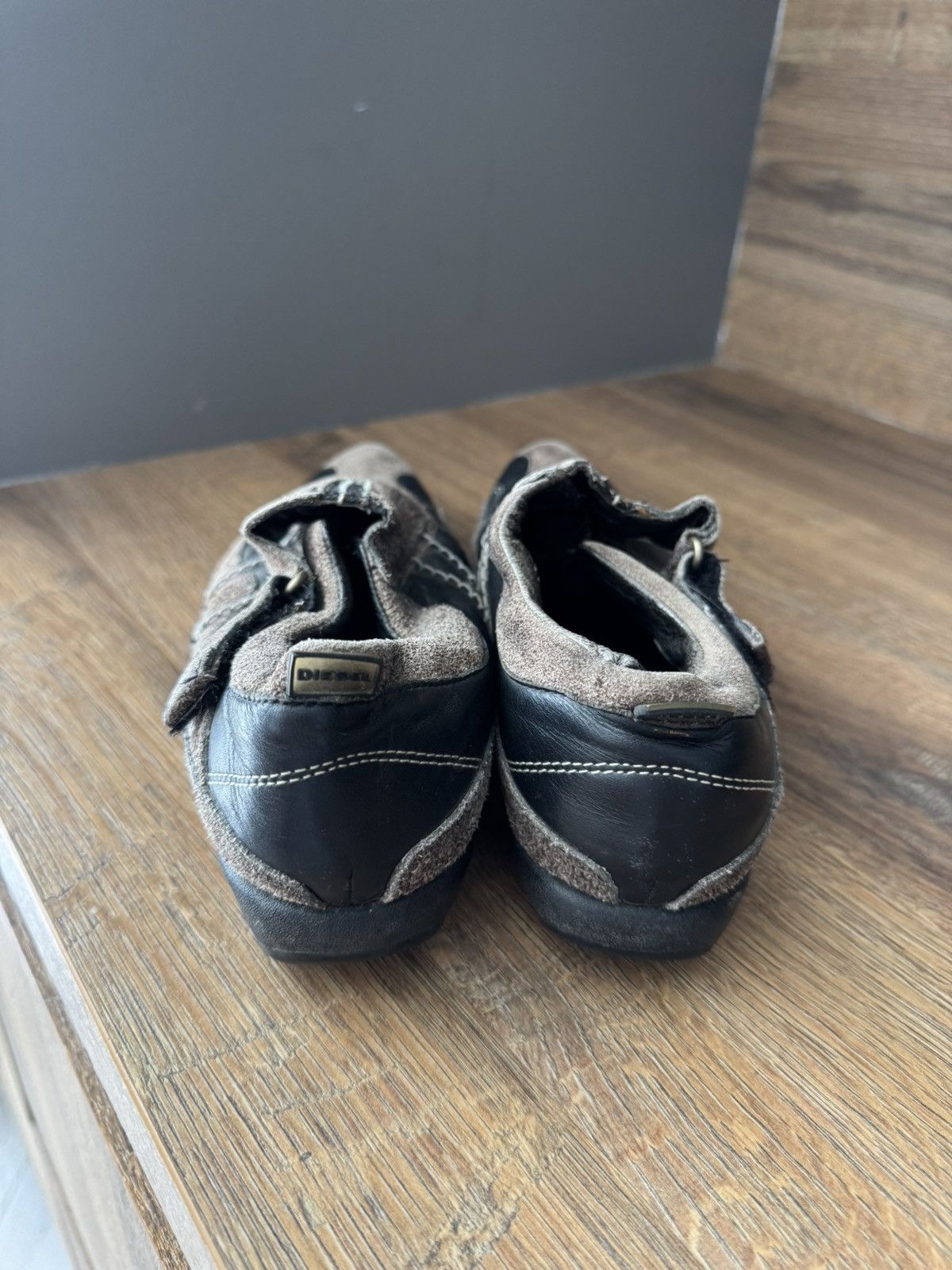Diesel Vintage Diesel Low Top Leather Sneakers Straps Spell Logo Size US 8.5 / IT 38.5 - 4 Thumbnail