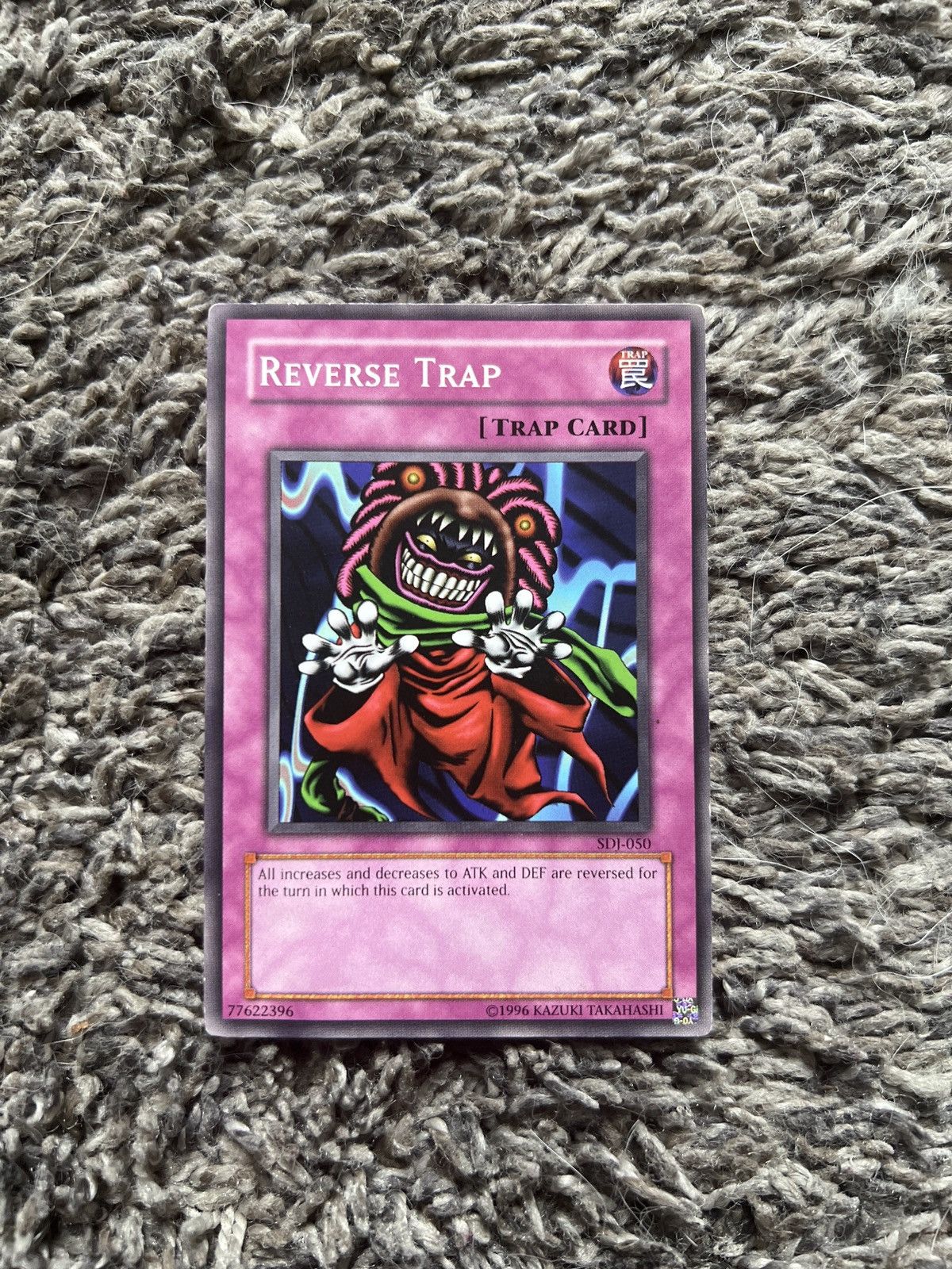 Vintage 1996 Konami Yu-Gi-Oh! Reverse Trap Card Size ONE SIZE - 1 Thumbnail