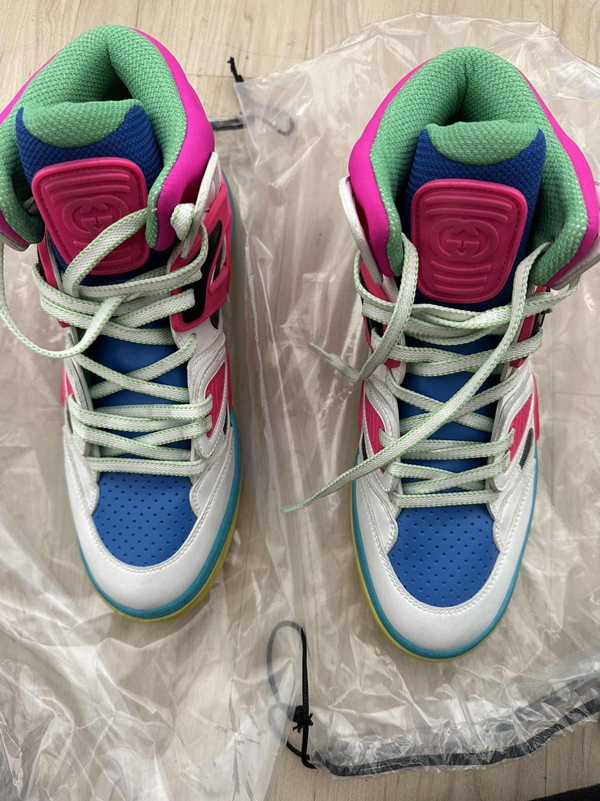 Gucci WOMEN'S GUCCI BASKET SNEAKER Size US 9.5 / IT 39.5 - 14 Thumbnail