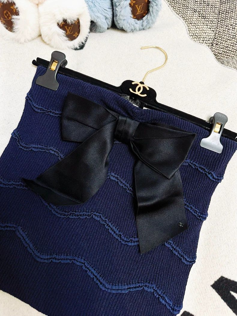 Chanel Chanel 21C dark blue wavy bow bra vest Size XS / US 0-2 / IT 36-38 - 7 Thumbnail