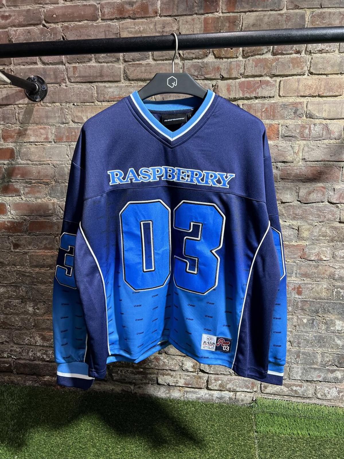 The GV Gallery GV Gallery Faded Blue Hockey Jersey Sz. L Size US L / EU 52-54 / 3 - 1 Thumbnail