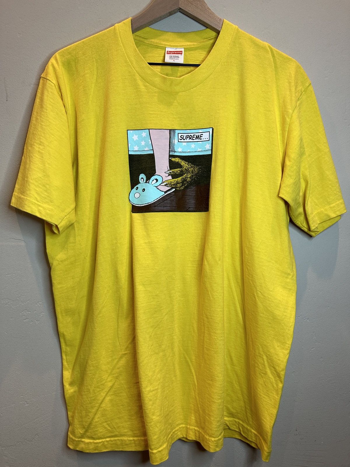 *RARE* Supreme Bed Bunny Slipper FW21 USA-Made T-Shirt - L