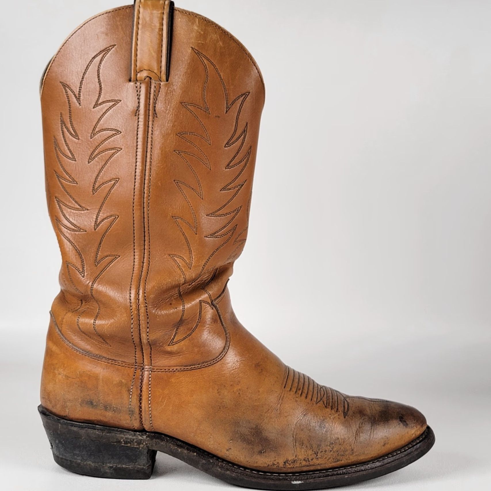 Justin Boots VINTAGE Justin Boots Men's 10.5 E Brown Leather Cowboy Western Pull-on Boots USA Size US 11 / EU 44 - 4 Thumbnail