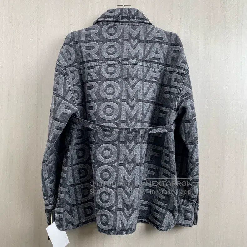 Fendi Fendi Ladies Letter Denim Jacket Size XS / US 0-2 / IT 36-38 - 3 Thumbnail