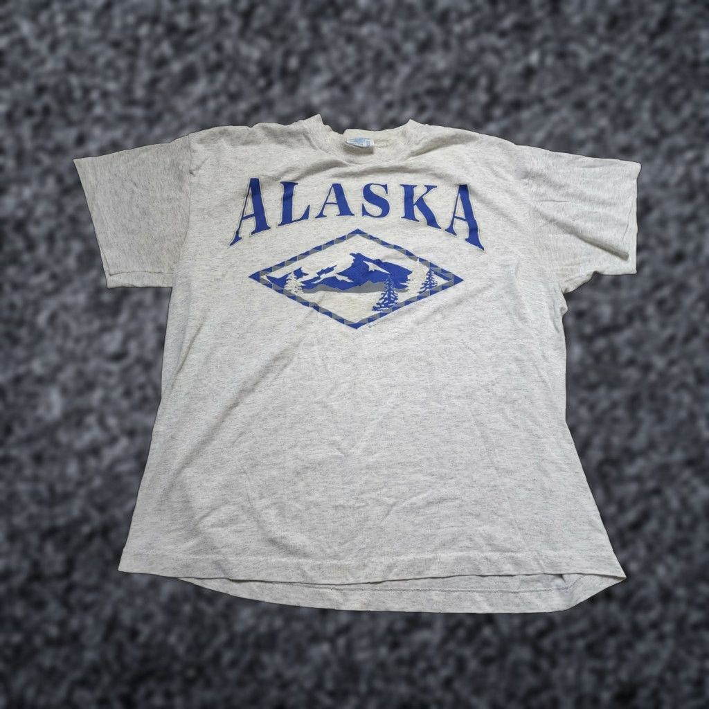 VINTAGE Hef-T Alaska Mountain T-Shirt Mens XL Gray Short Sleeve Crew Neck Stitch 90s