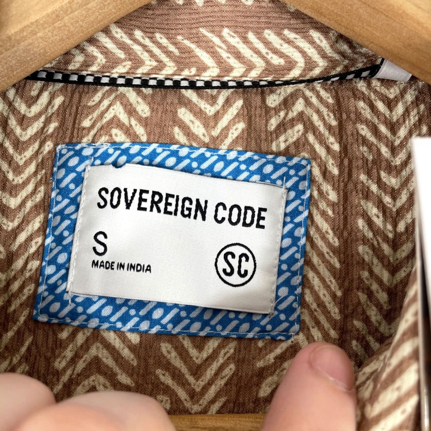 Sovereign Code Sovereign Code Shirt Mens Small Brown Chevron Textured Button Up Lantern Size US S / EU 44-46 / 1 - 6 Thumbnail