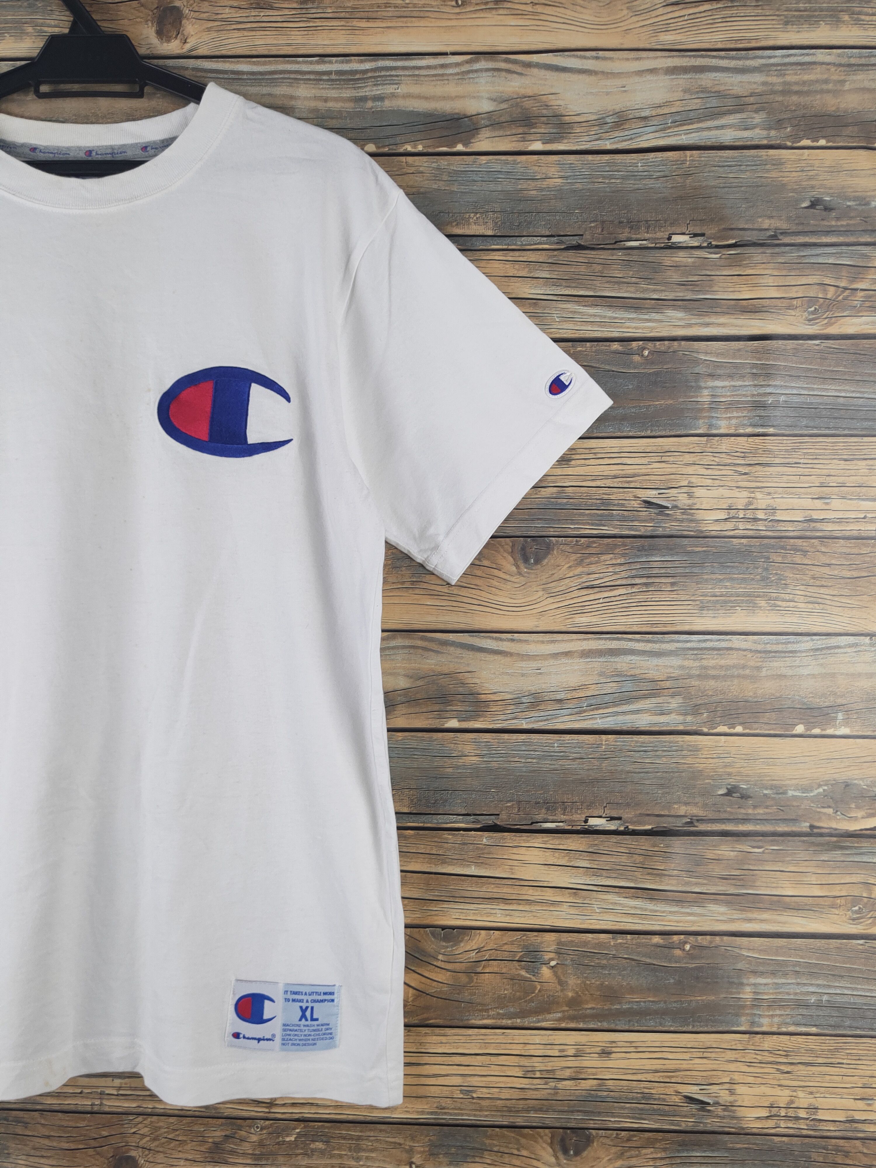Champion DL Champion White Short Sleeve T-shirt #2749 Size US XL / EU 56 / 4 - 6 Thumbnail