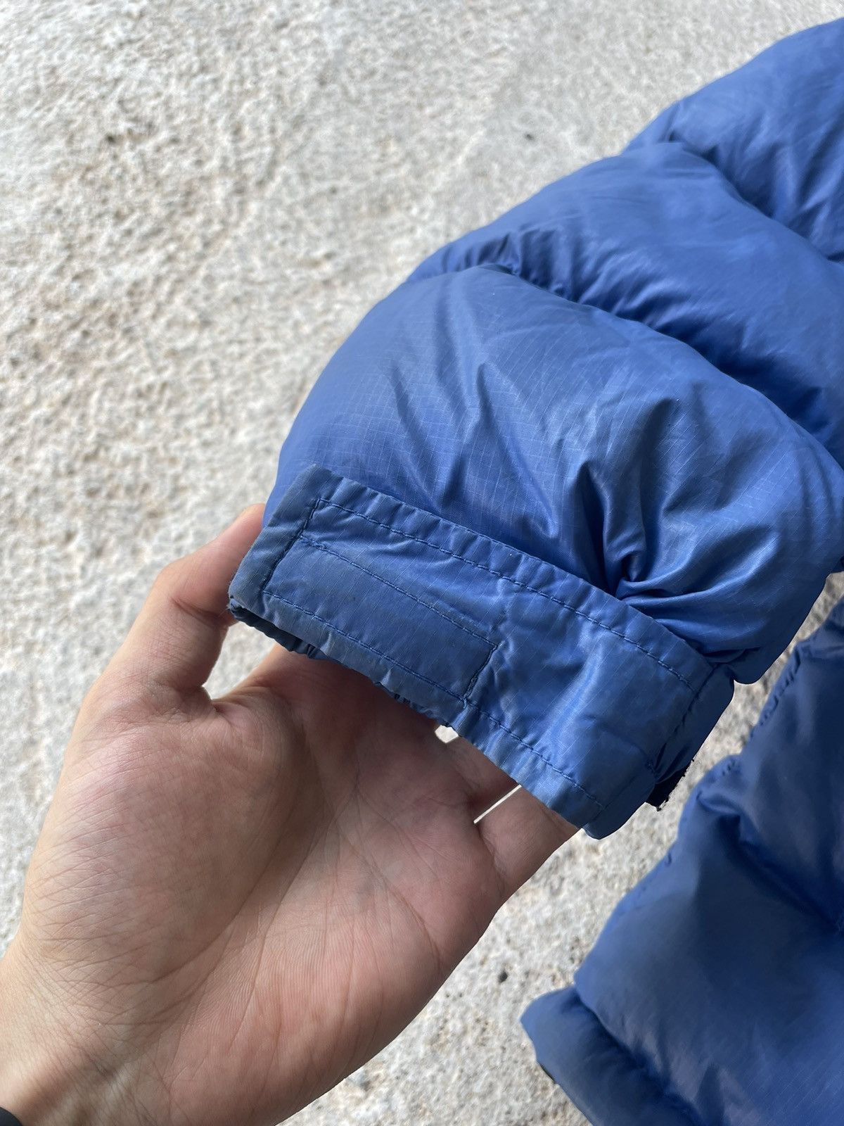 The North Face × Vintage The NorthFace 700 Blue Nuptse Vintage Puffer Jacket Size US M / EU 48-50 / 2 - 7 Thumbnail