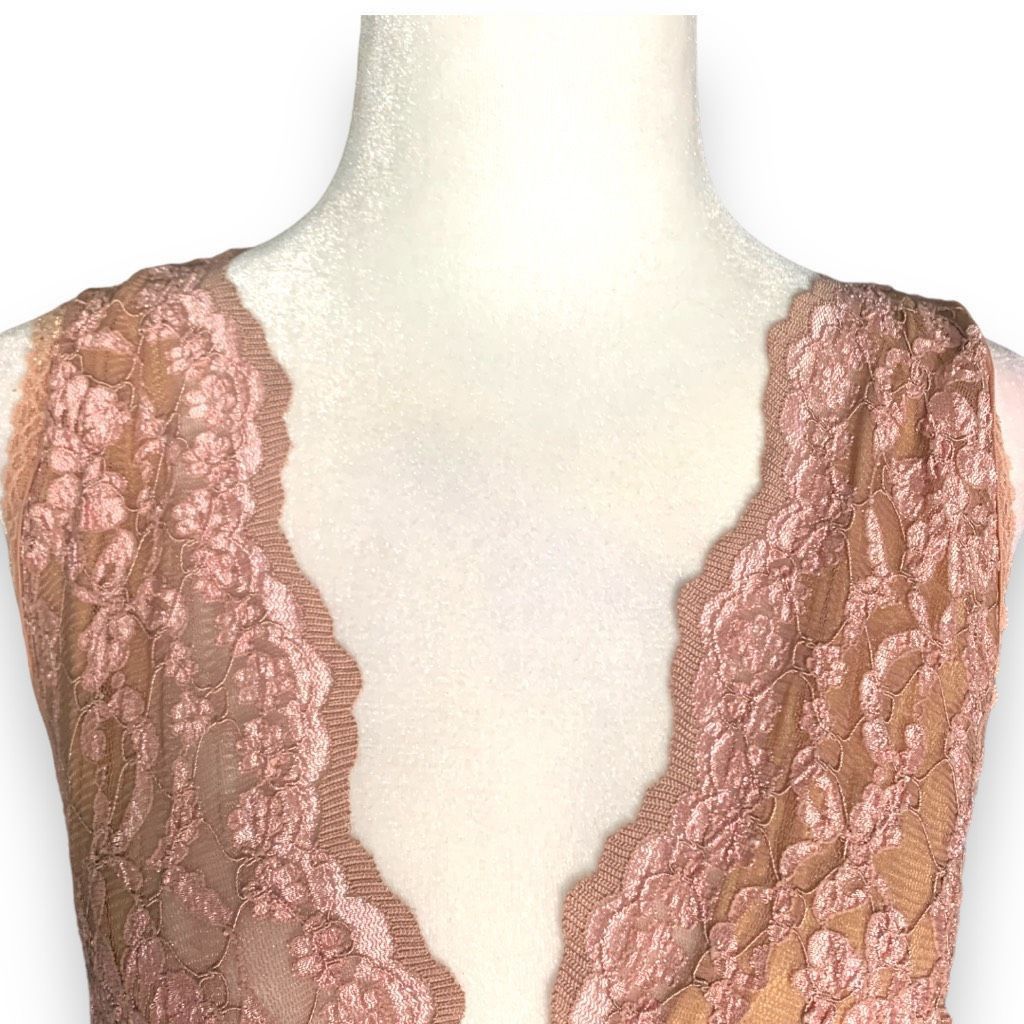 Vintage Vintage Ann Ferriday Pink Lace Tank Top Sleeveless Vneck Tie Size S / US 4 / IT 40 - 6 Thumbnail