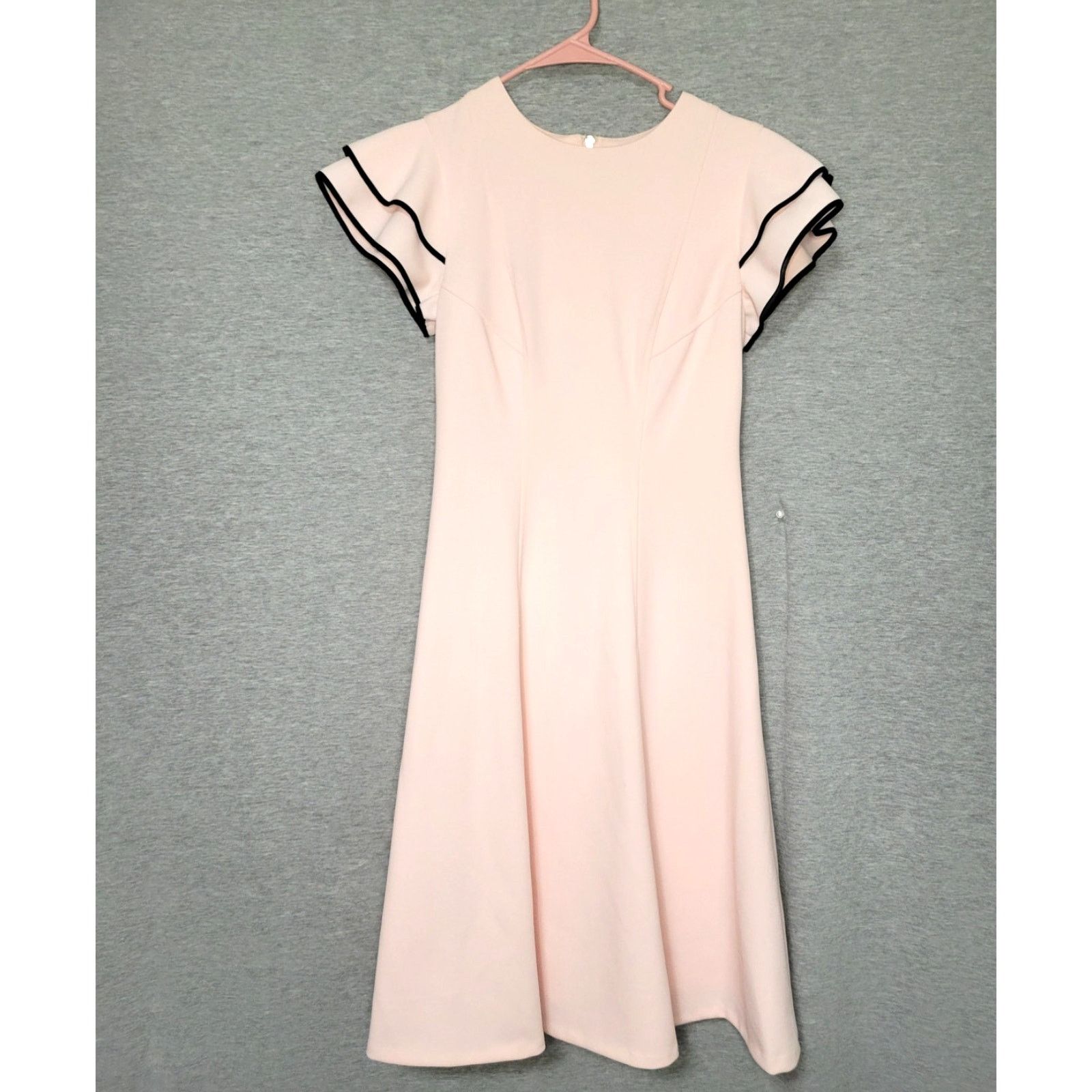 Tommy Hilfiger Women's Tommy Hilfiger Fit and Flare Cocktail Dress Size 2 Size XS / US 0-2 / IT 36-38 - 1 Thumbnail