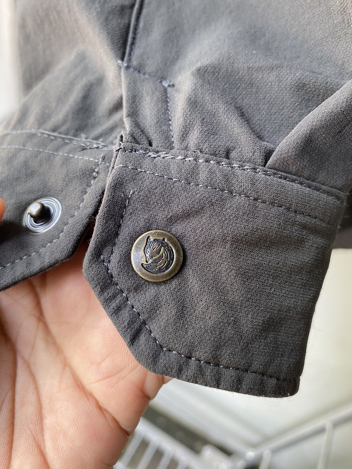 Fjallraven Fjall Raven Men G-1000 Dark Gray Long Sleeve Shirt Size US L / EU 52-54 / 3 - 7 Thumbnail