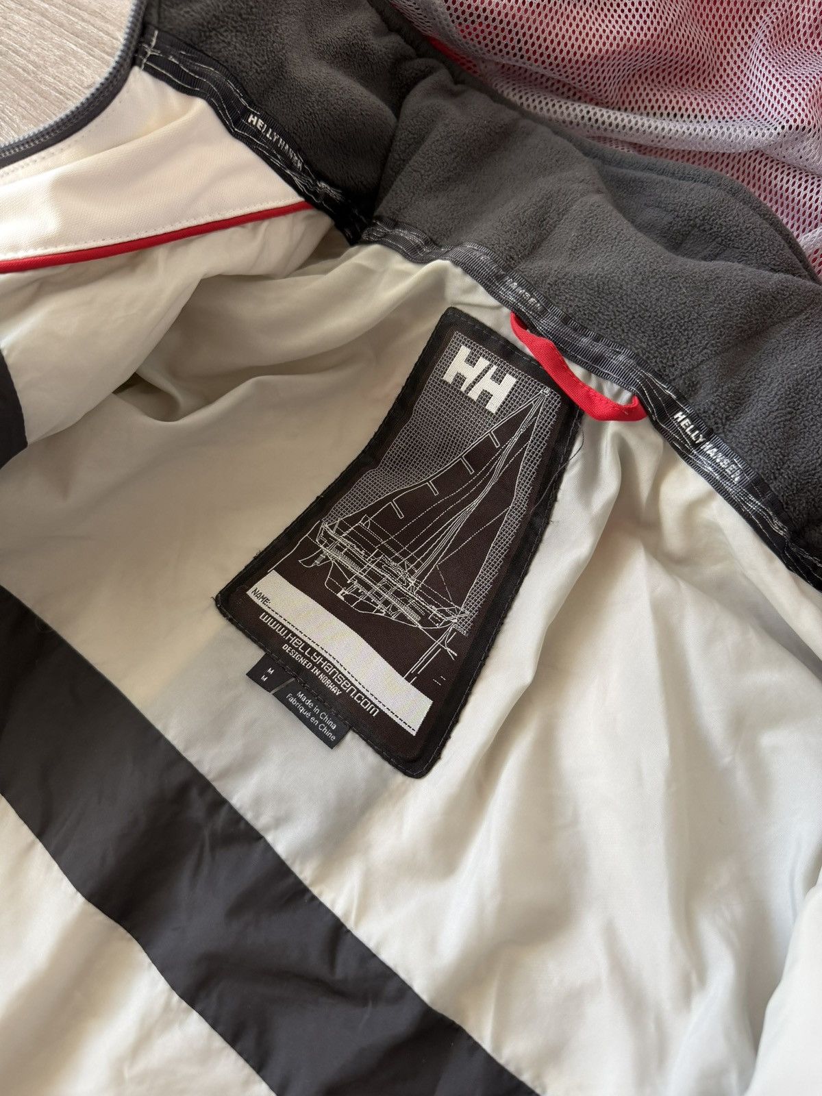 Helly Hansen ‼️Pro Helly Hansen Waterproof Kill Cord ,Cuffs Tech Jacket‼️ Size US M / EU 48-50 / 2 - 21 Thumbnail