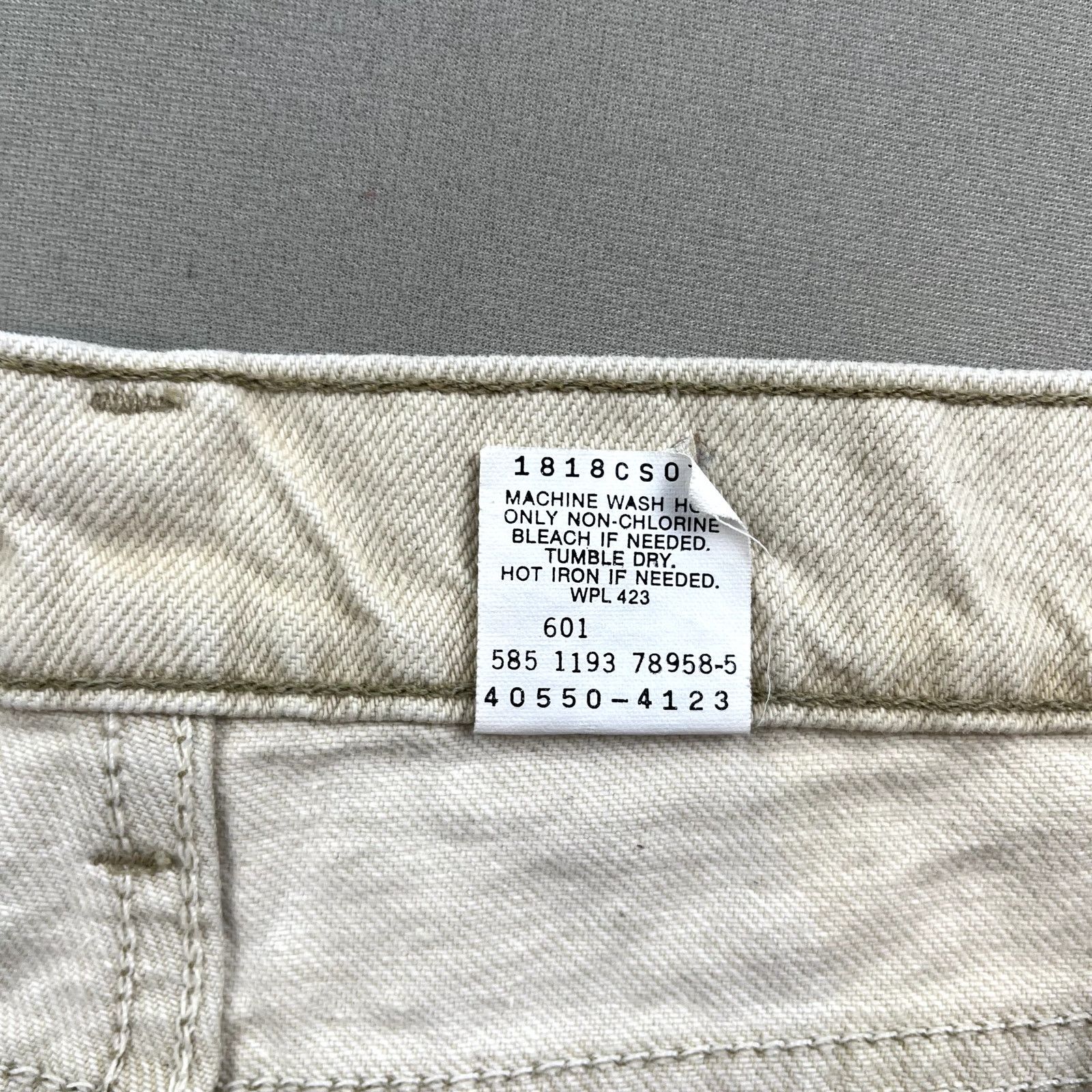 Levi's Vintage Levis 550 Jeans Mens Cream Denim Relaxed Fit Size US 32 / EU 48 - 8 Thumbnail
