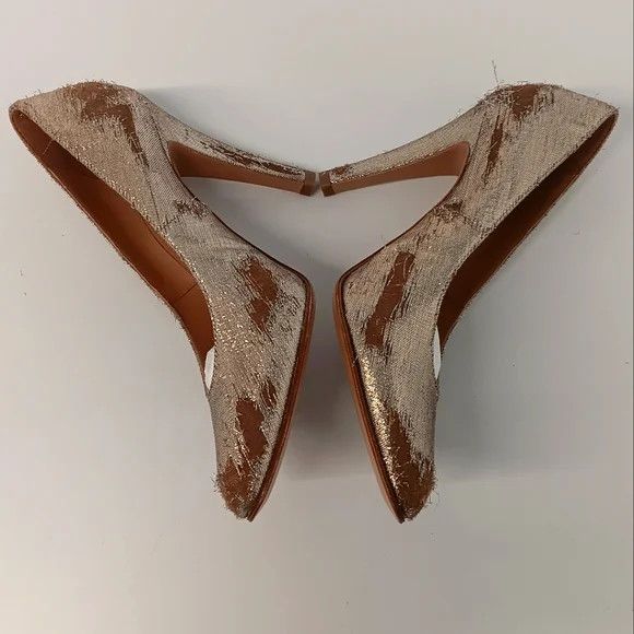 Maison Margiela Maison Margiela Women's Distressed Gold Metallic Pumps -EU39 Size US 9 / IT 39 - 5 Thumbnail