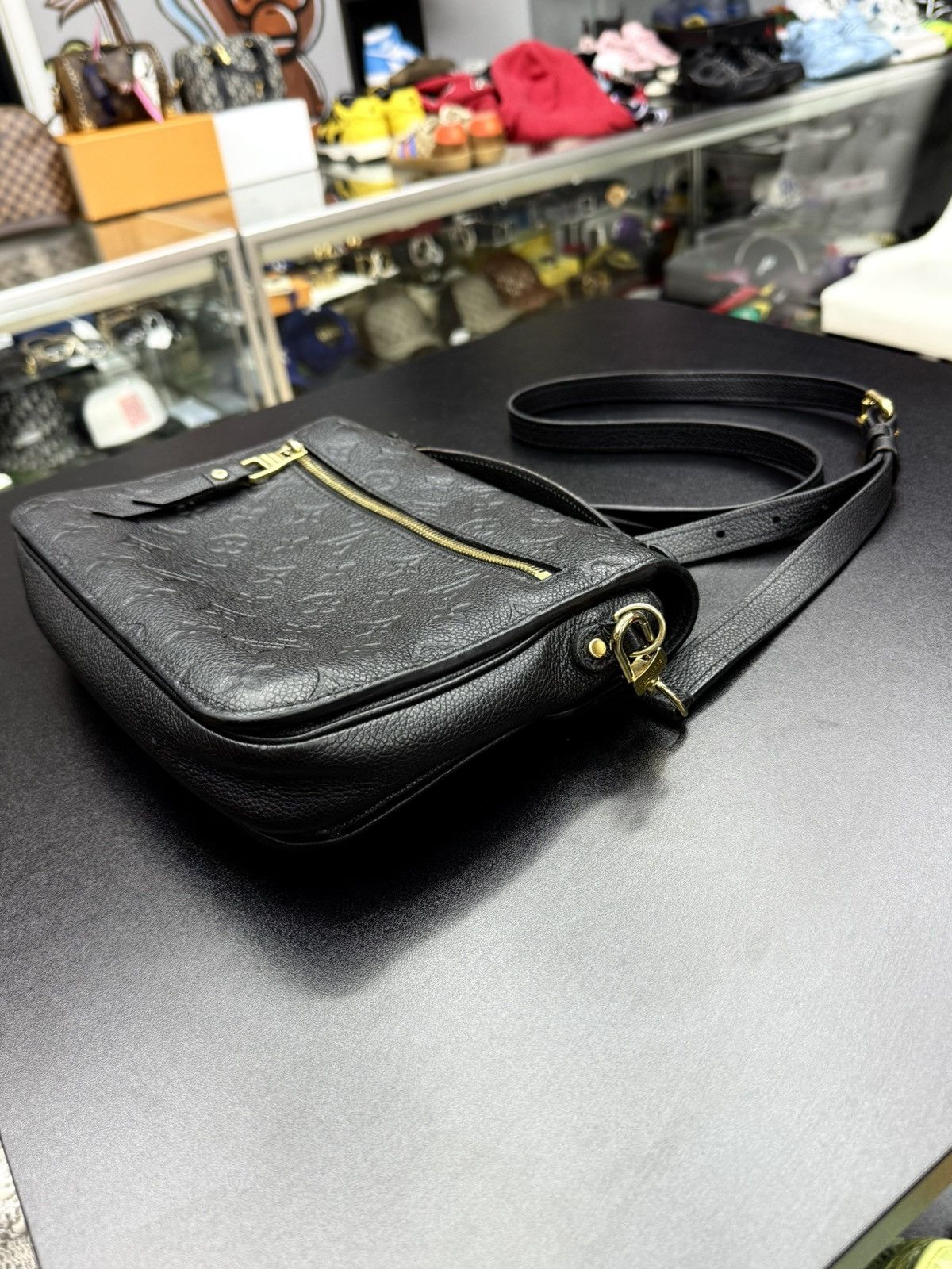 Louis Vuitton Authentic Louis Vuitton Pochette Métis Shoulder Bag Black Size ONE SIZE - 9 Thumbnail