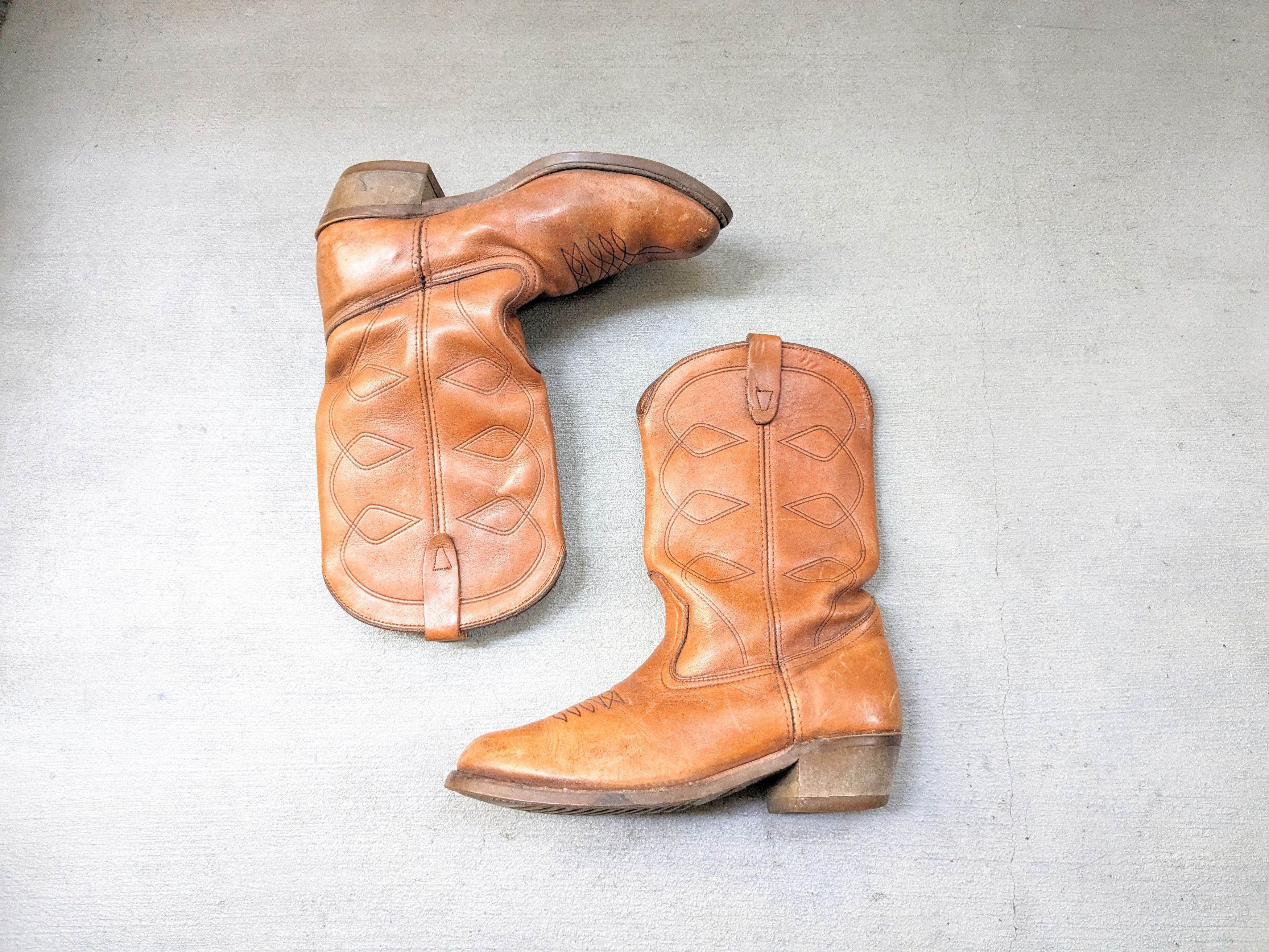Genuine Leather Vintage Cowboy Boots Size 9.5 Brown Leather Western USA Size US 9.5 / EU 42-43 - 1 Thumbnail