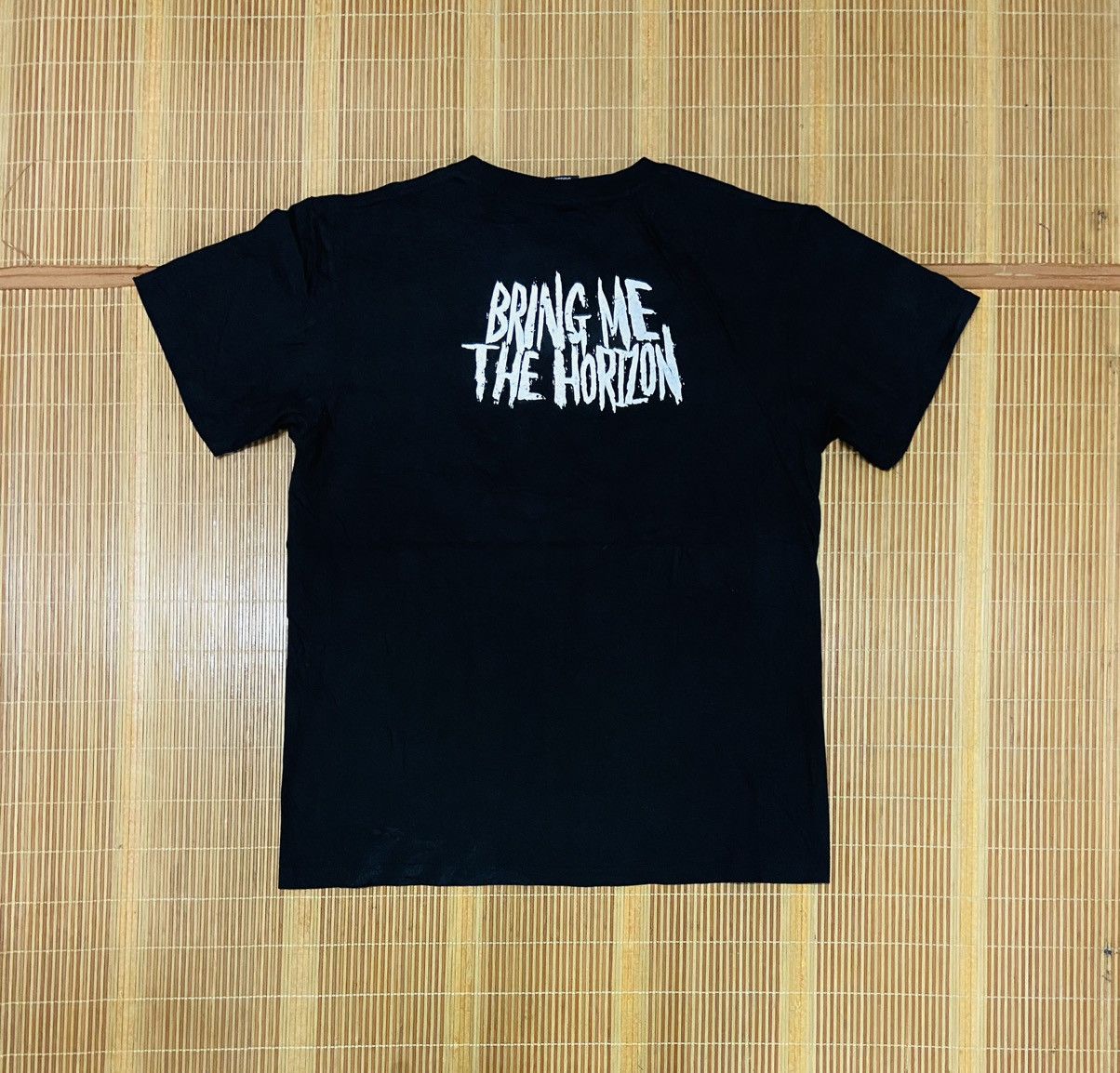 Band Tees BRING ME THE HORIZONS SKULL GRAPHICS TEE Size US L / EU 52-54 / 3 - 2 Thumbnail