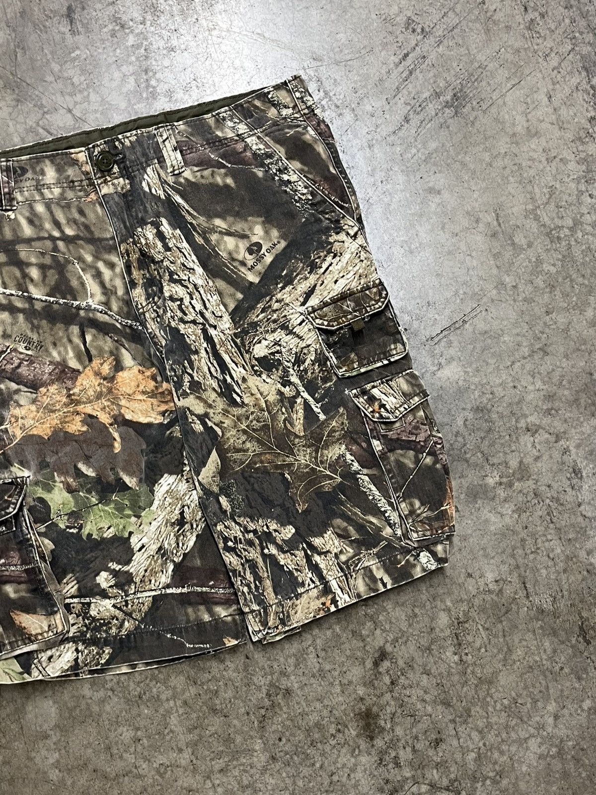 Realtree × Vintage Realtree camo cargo shorts jorts skater streetwear hype rare Size US 36 / EU 52 - 4 Thumbnail