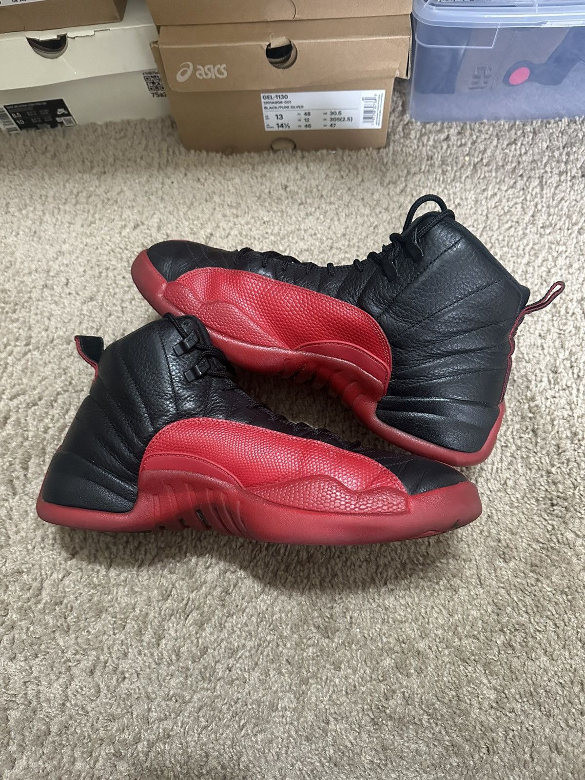 Jordan Brand Size 11 - Jordan 12 Retro Flu Game (2025) (CT8013-002) Size US 10 / EU 43 - 2 Thumbnail