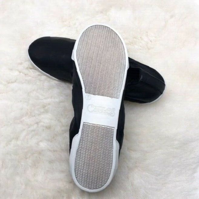 Vintage Carlos by Carlos Santana Women's Malinda Low Top Slip On Fashion Sneakers, Black, Size 8.5M Size US 8.5 / IT 38.5 - 6 Thumbnail