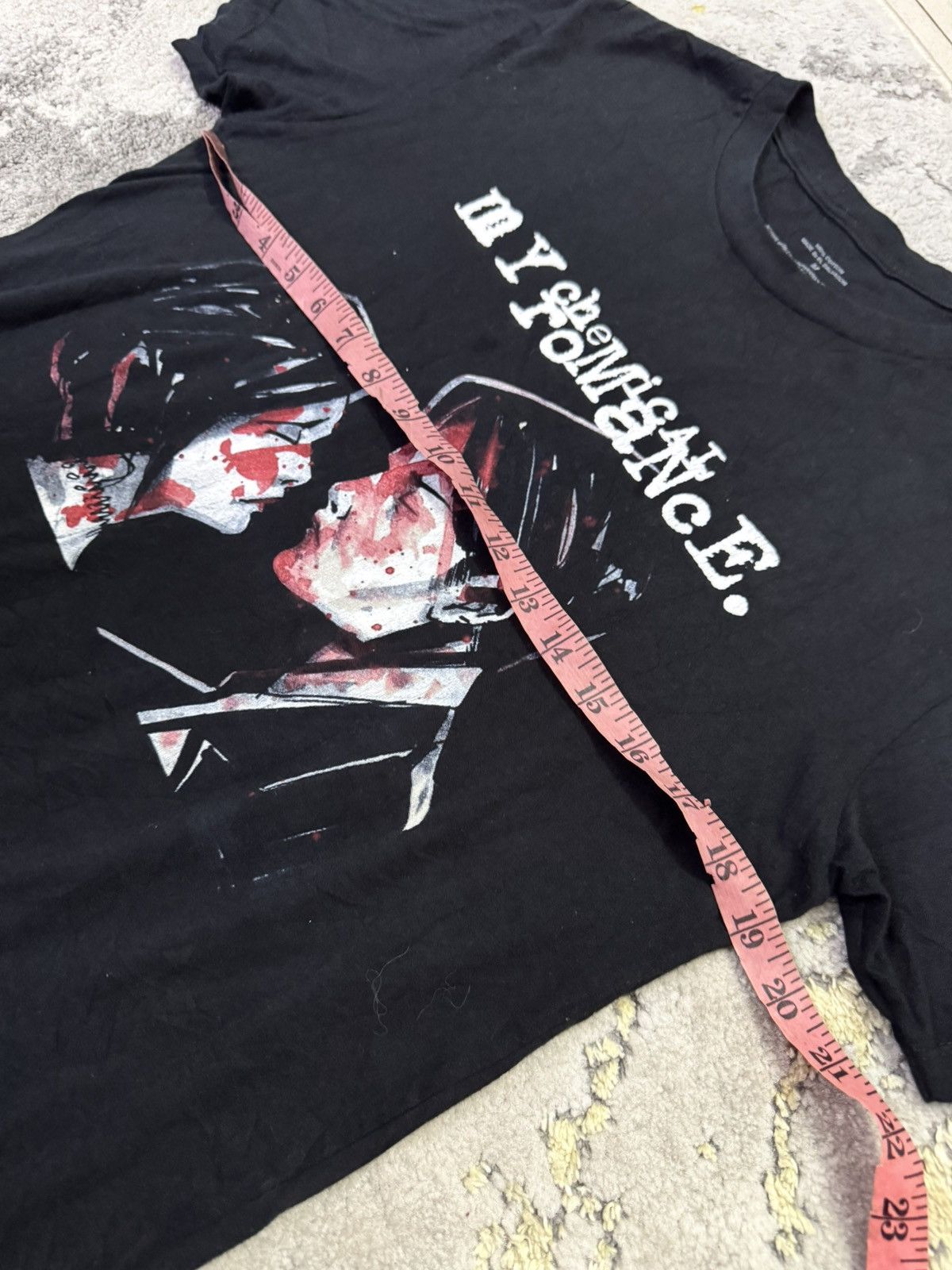 Band Tees Y2K MY CHEMICAL ROMANCE THREE CHEERS FOR SWEET REVENGE SHIRT Size US M / EU 48-50 / 2 - 3 Thumbnail