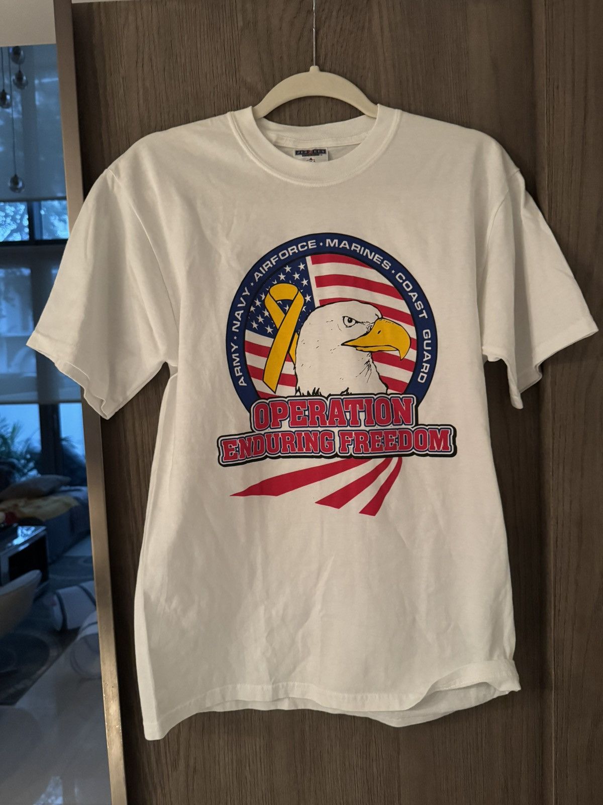 Vintage Vintage Military Operation Enduring Freedom Tshirt Size US M / EU 48-50 / 2 - 1 Thumbnail