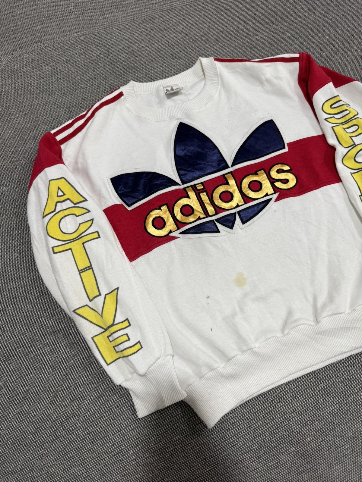 Adidas Vintage Adidas Big Logo Sweatshirt Size US M / EU 48-50 / 2 - 2 Thumbnail