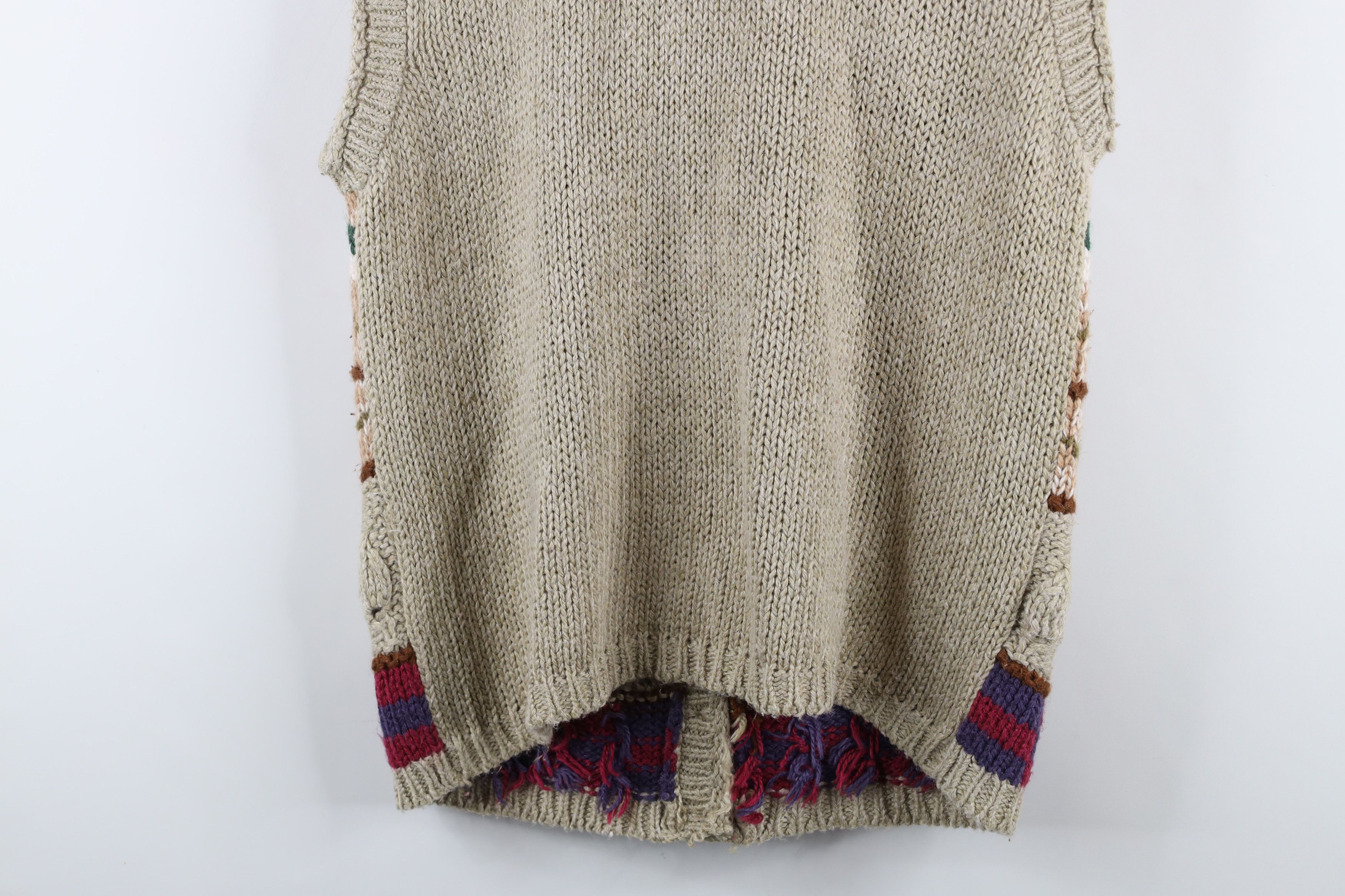 Vintage Vintage 90s Streetwear Flower Embroidered Knit Sweater Vest Size L / US 10 / IT 46 - 12 Thumbnail