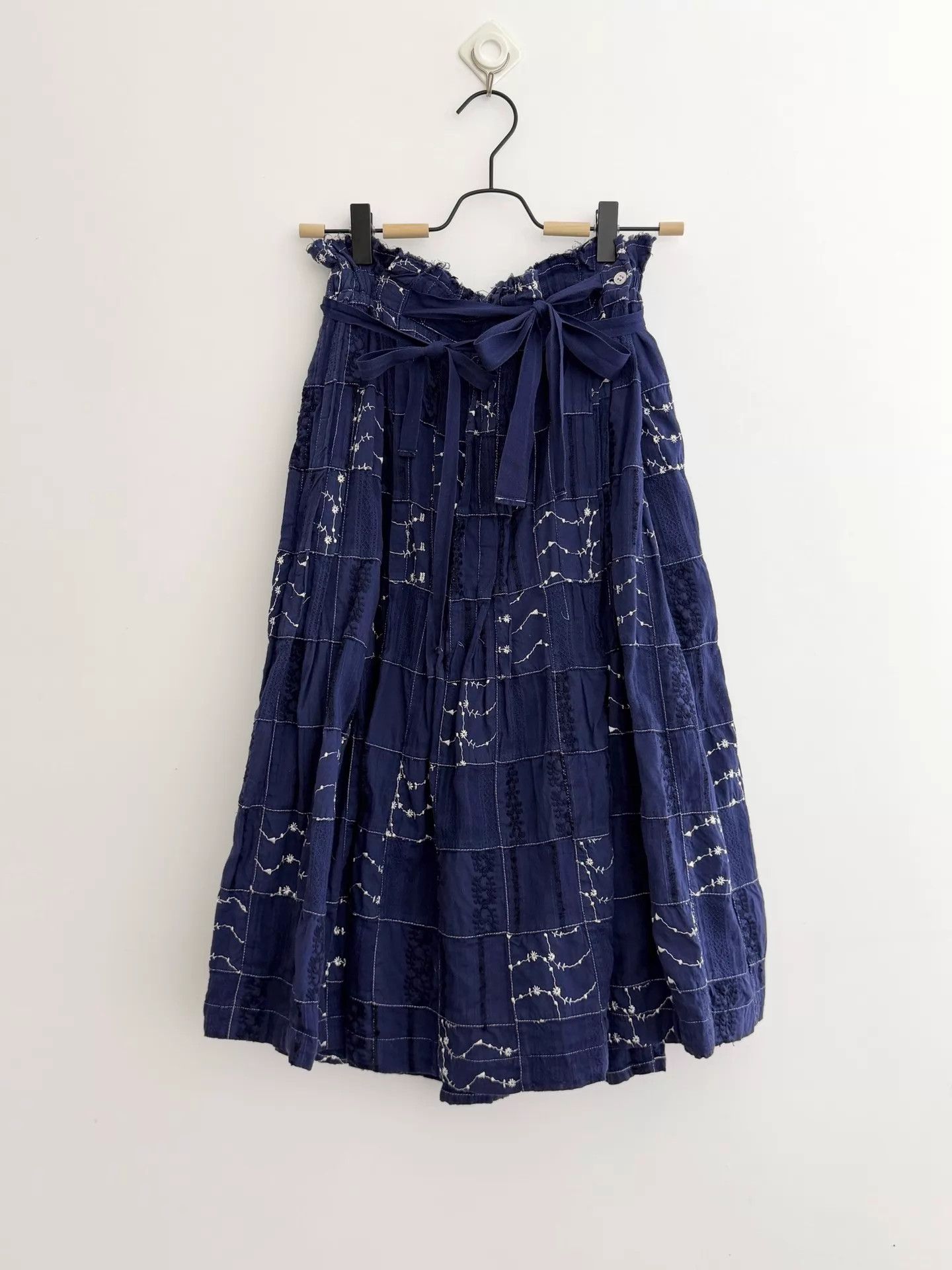 Comme des Garcons CDG Blue Dyed Embroidered Patchwork Skirt S Size 26" / US 2 / IT 38 - 4 Thumbnail