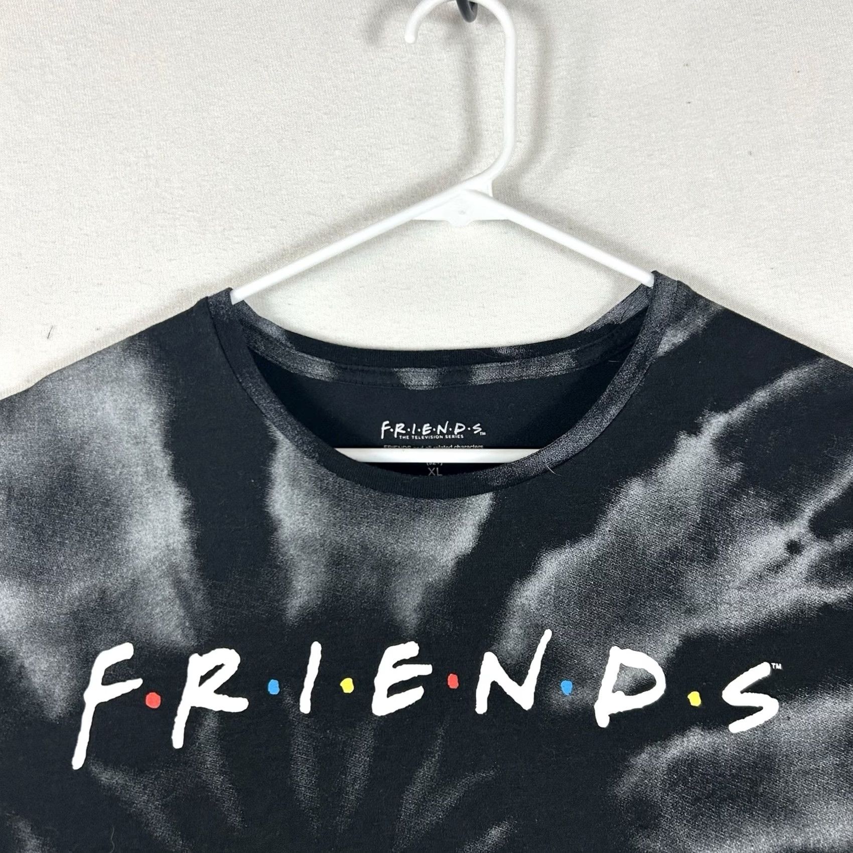 Vintage VINTAGE Friends Graphic T-Shirt Mens XL Gray Short Sleeve Crew Neck 90s Retro Size US XL / EU 56 / 4 - 2 Thumbnail
