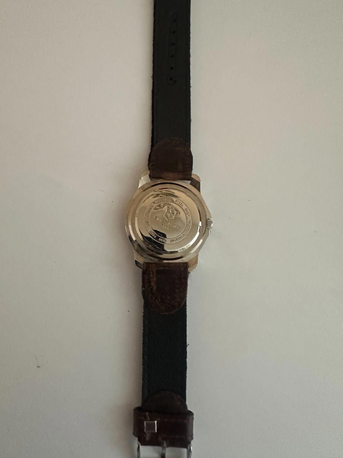 Designer Swiss Army Quartz Watch 300m Water Resistant 3888 Size ONE SIZE - 6 Thumbnail