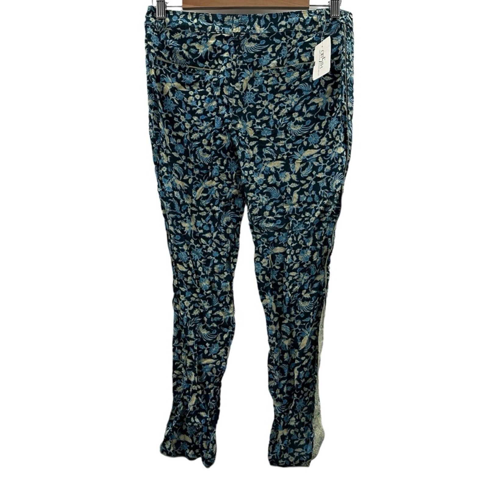 Free People Free People Blue & Cream Floral Cropped Mid Rise Pants Sz 0 Size 25" / US 0 / IT 36 - 4 Thumbnail