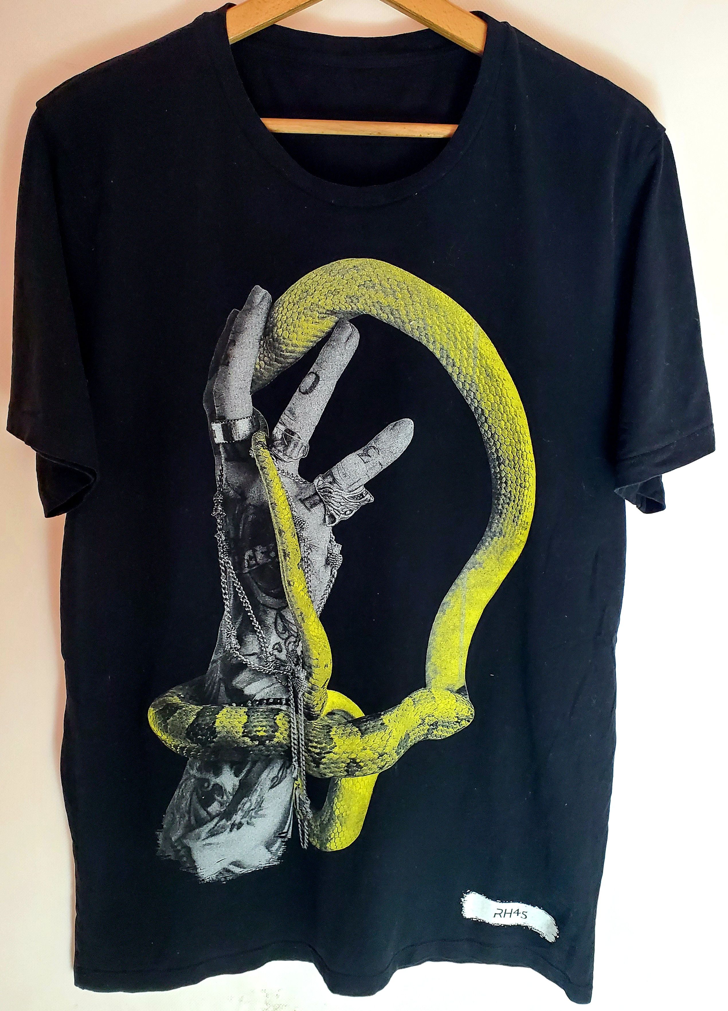 Other RH45 London Yellow Snake Tattoo Print shirt Size L Size US L / EU 52-54 / 3 - 1 Thumbnail
