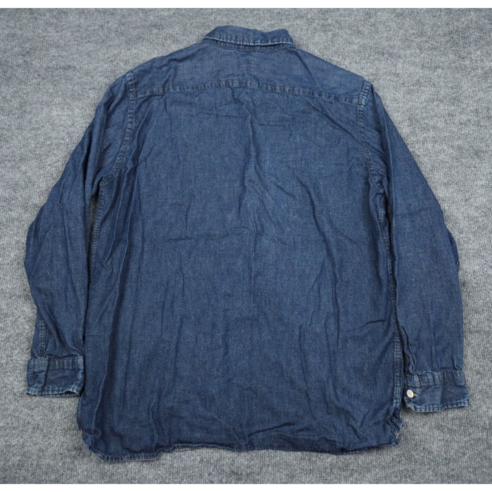 Levi's VINTAGE Levi's Chambray Shirt Men's Large Blue Button Up Pockets Long Sleeve Size US L / EU 52-54 / 3 - 3 Thumbnail