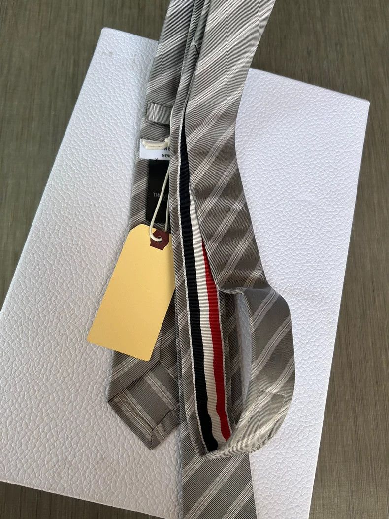 Thom Browne Thom Browne Silk ribbon collar Size ONE SIZE - 5 Thumbnail