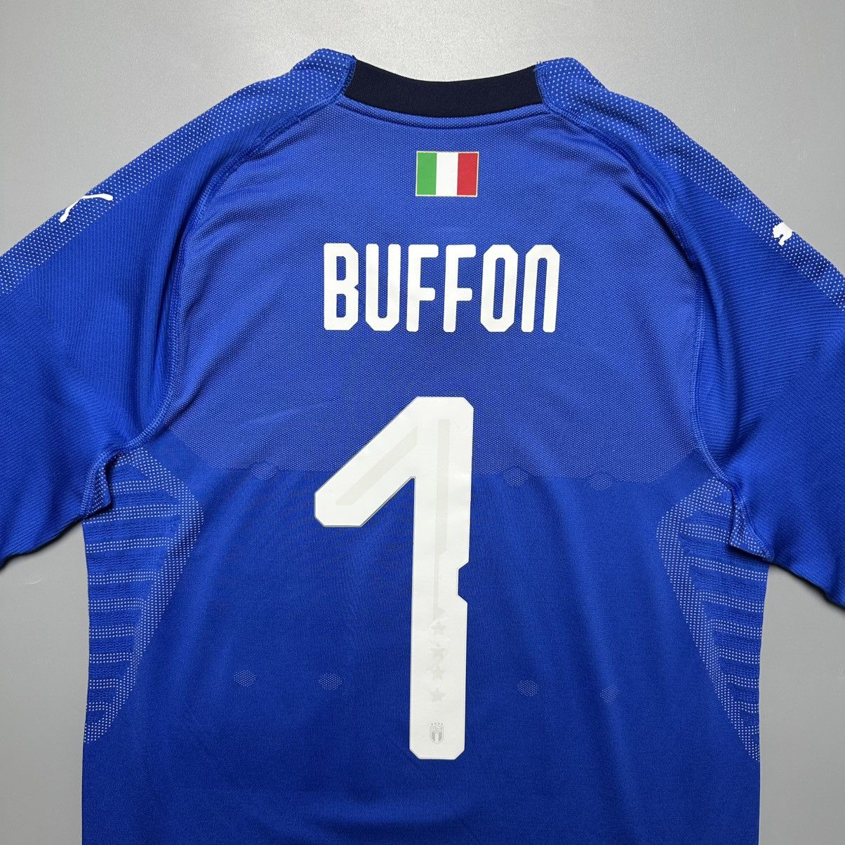 Puma ITALY PUMA 2018 WORLD CUP PLAYER ISSUE GK JERSEY #1 BUFFON Size US XL / EU 56 / 4 - 9 Thumbnail