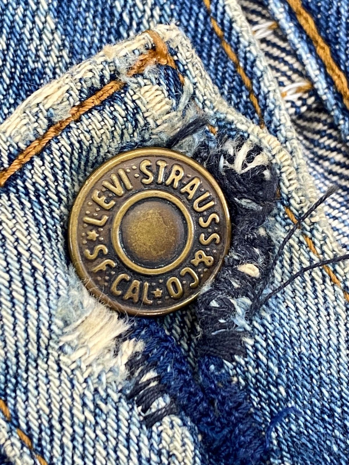 Levi's Vintage Levi’s Whiskers Mud Wash Style Bootcut Jeans Size US 30 / EU 46 - 13 Thumbnail