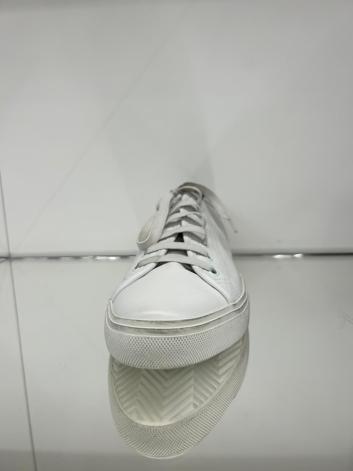 Saint Laurent Paris LOW-TOP laced sneakers with a used Size US 6 / EU 39 - 2 Thumbnail