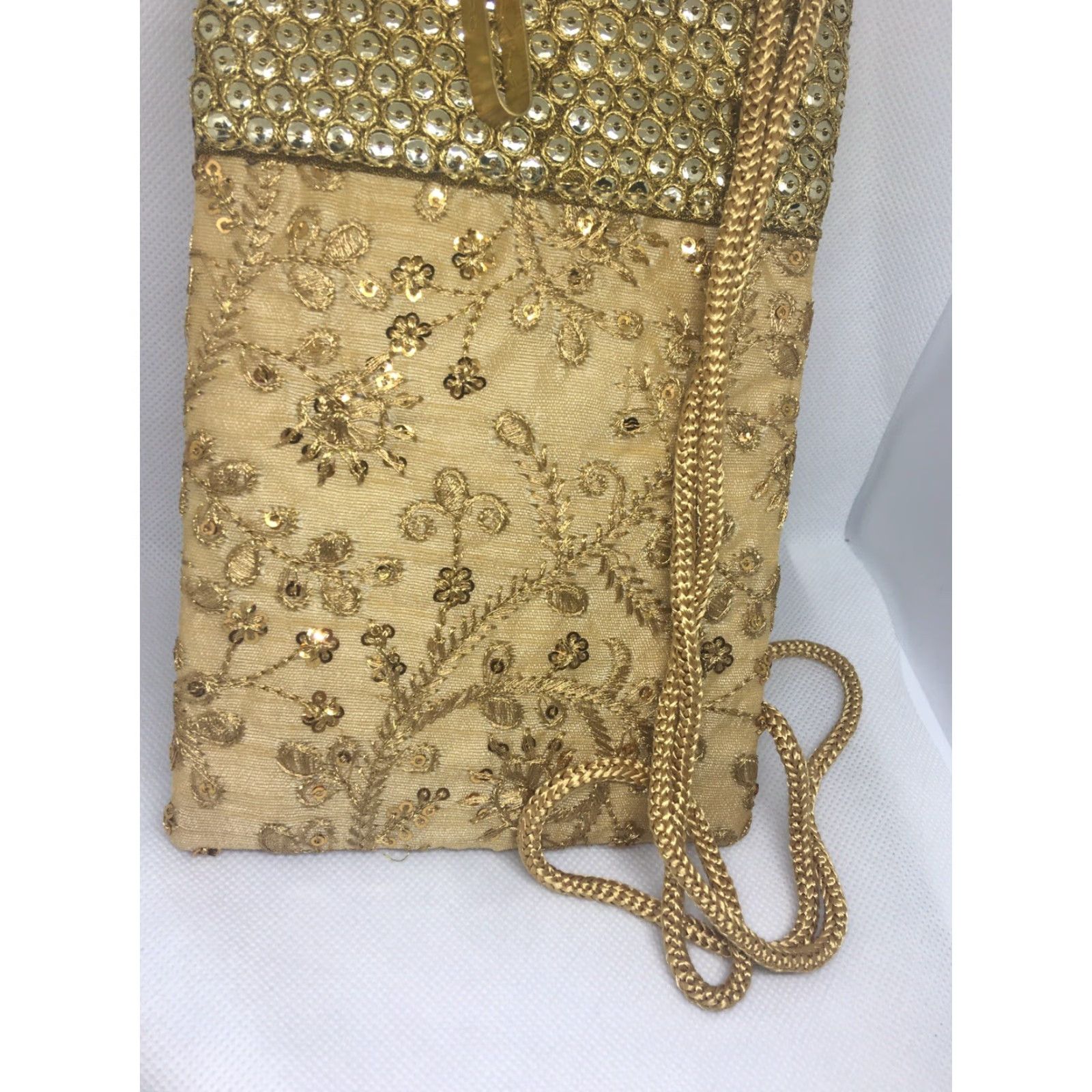 Etro VINTAGE Metro Gold Embroidered and Sequin Crossbody Bag with Belt Clip 7.5 x 5" Size ONE SIZE - 4 Thumbnail