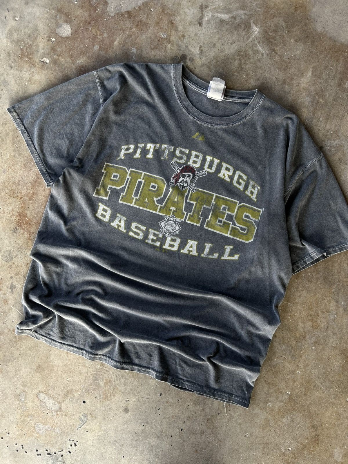 Vintage Vintage Pittsburg Pirates 🏴‍☠️ MLB T Shirt Size US L / EU 52-54 / 3 - 2 Thumbnail