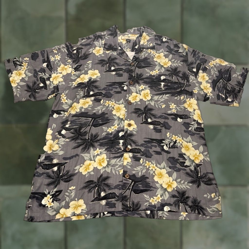 Tommy Bahama Tommy Bahama Shirt Hawaiian Men M Gray Floral Silk Short Sleeve Button-Down Embroidered Classic Fit Size US M / EU 48-50 / 2 - 1 Thumbnail