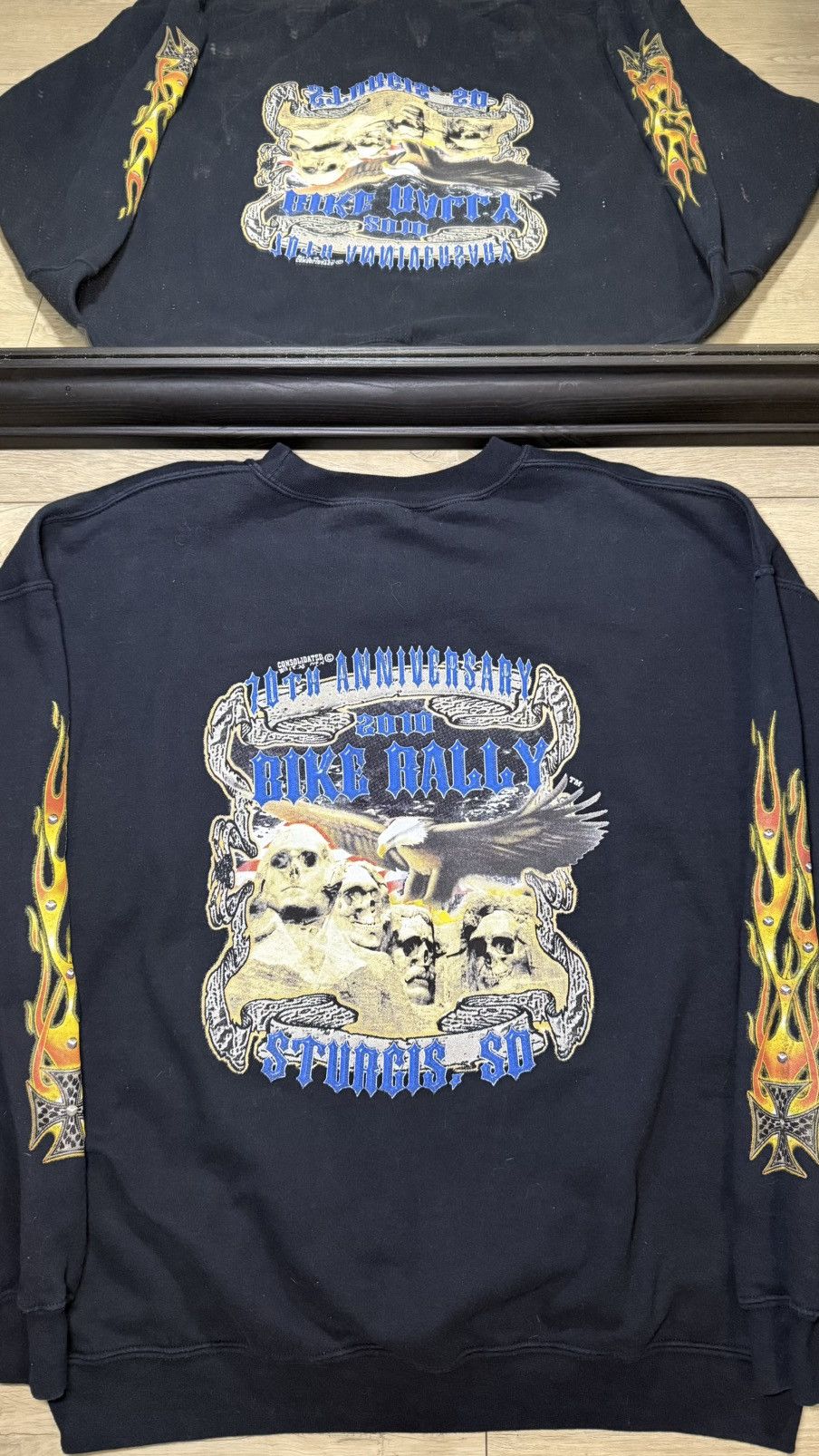 Harley Davidson Vintage / Y2K 2010 Sturgis Skull Flame Sleeve Sweatshirt Size US XL / EU 56 / 4 - 5 Thumbnail